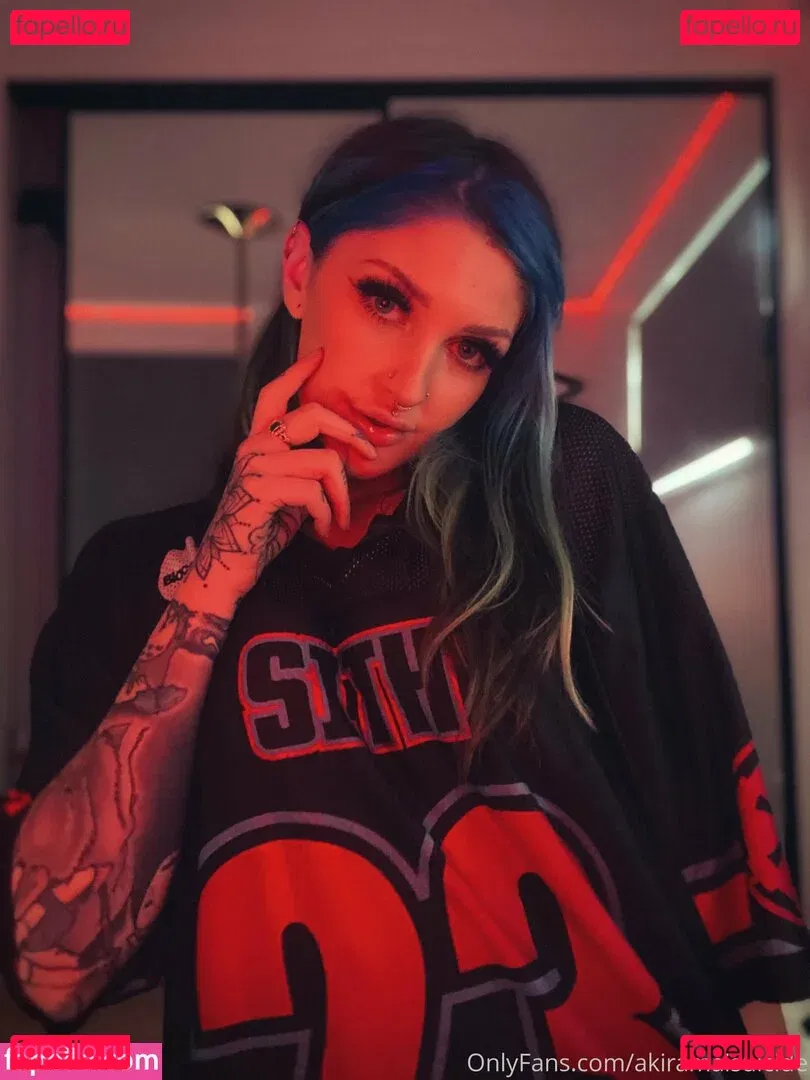 akiramaisuicide Onlyfans Photo Gallery 