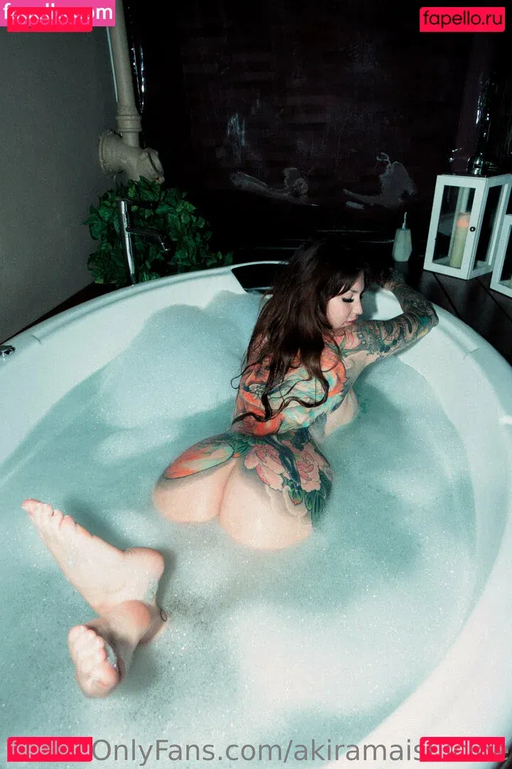 akiramaisuicide Onlyfans Photo Gallery 