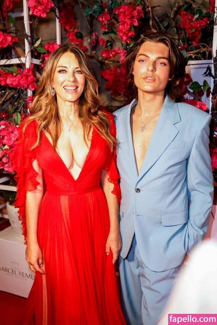 Elizabeth Hurley Onlyfans Photo Gallery 