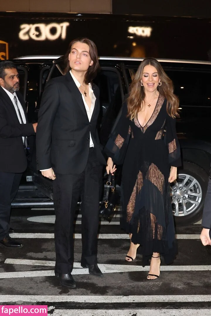 Elizabeth Hurley Onlyfans Photo Gallery 