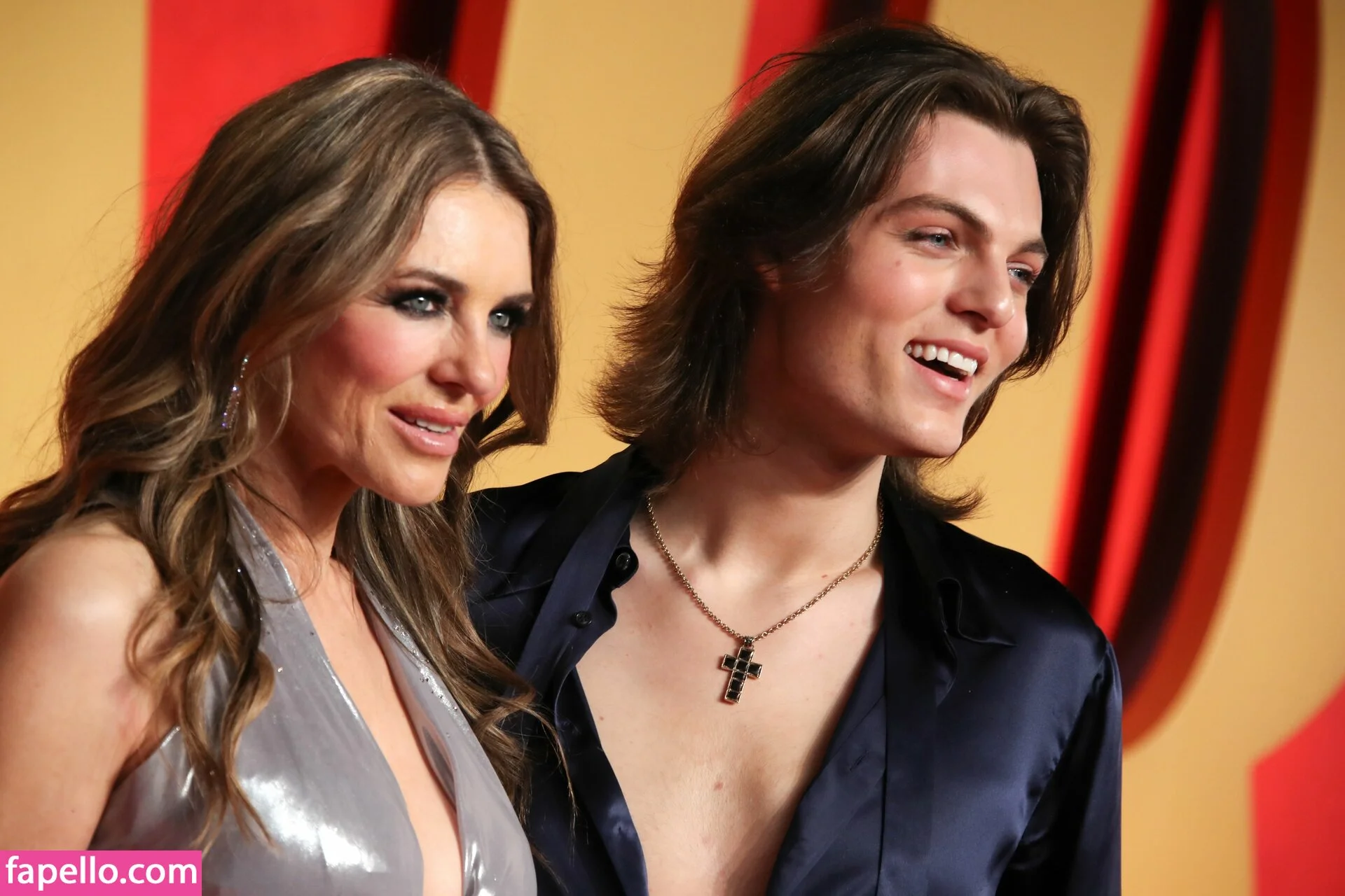 Elizabeth Hurley Onlyfans Photo Gallery 