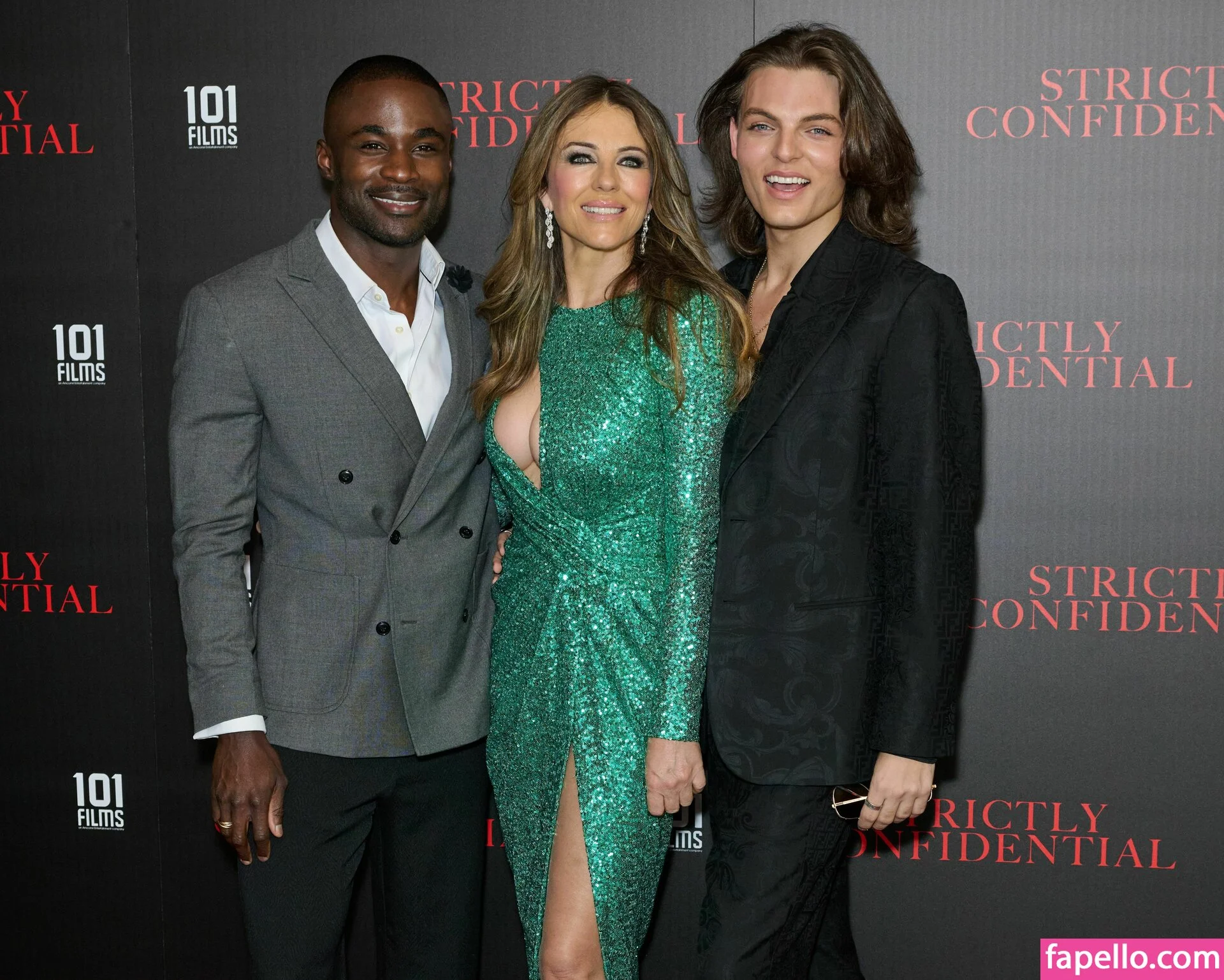 Elizabeth Hurley Onlyfans Photo Gallery 