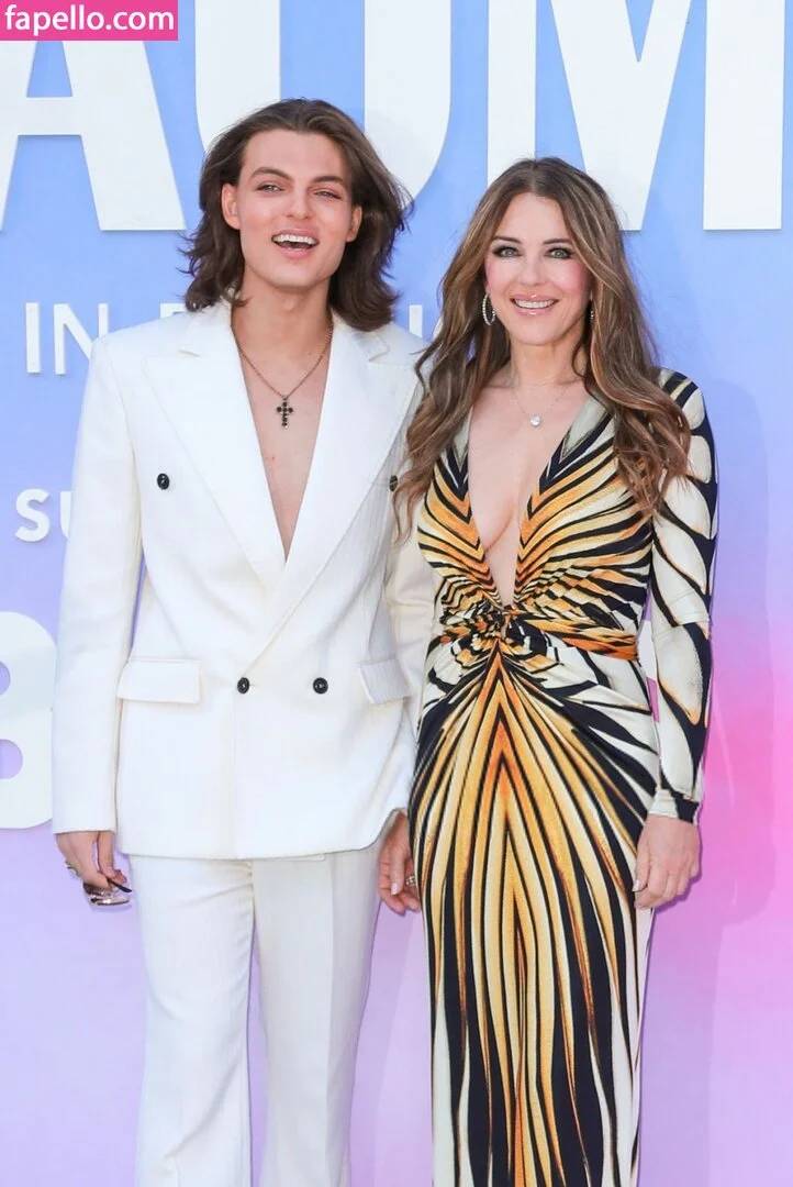 Elizabeth Hurley Onlyfans Photo Gallery 