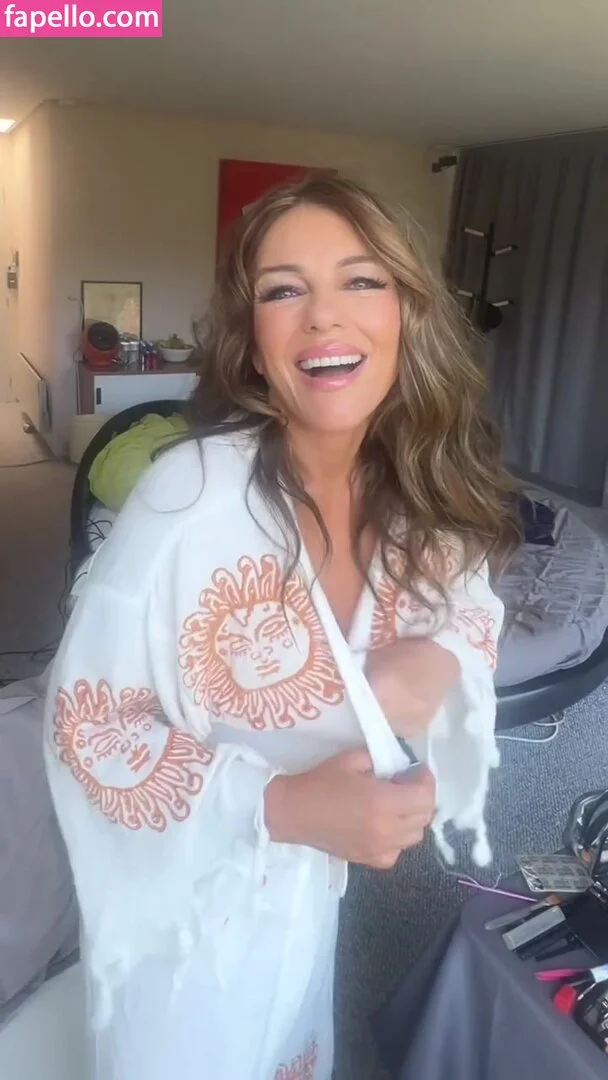 Elizabeth Hurley Onlyfans Photo Gallery 
