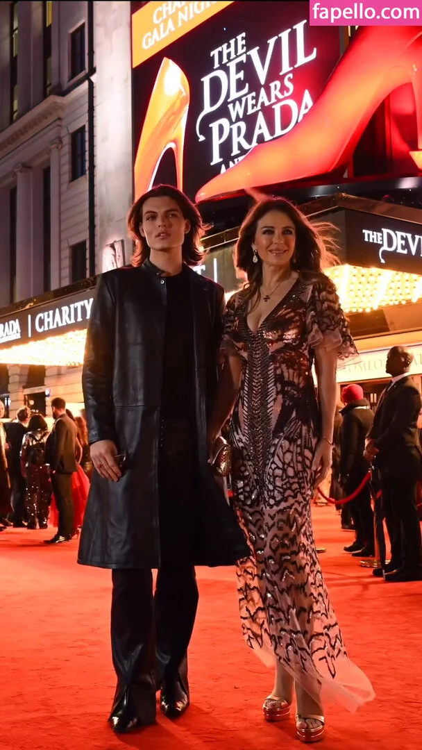 Elizabeth Hurley Onlyfans Photo Gallery 