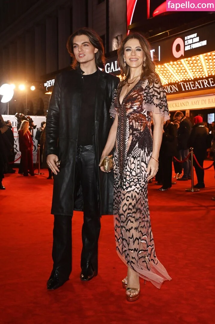 Elizabeth Hurley Onlyfans Photo Gallery 