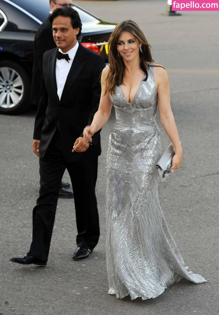 Elizabeth Hurley Onlyfans Photo Gallery 