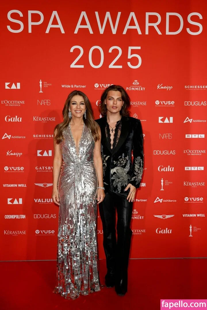 Elizabeth Hurley Onlyfans Photo Gallery 