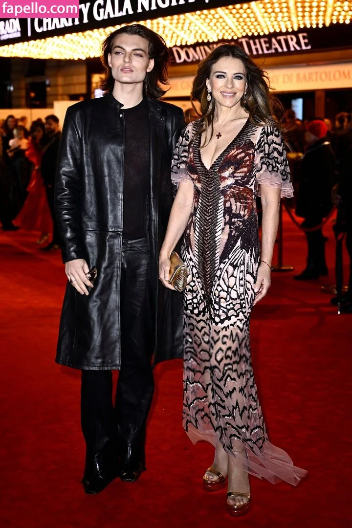 Elizabeth Hurley Onlyfans Photo Gallery 