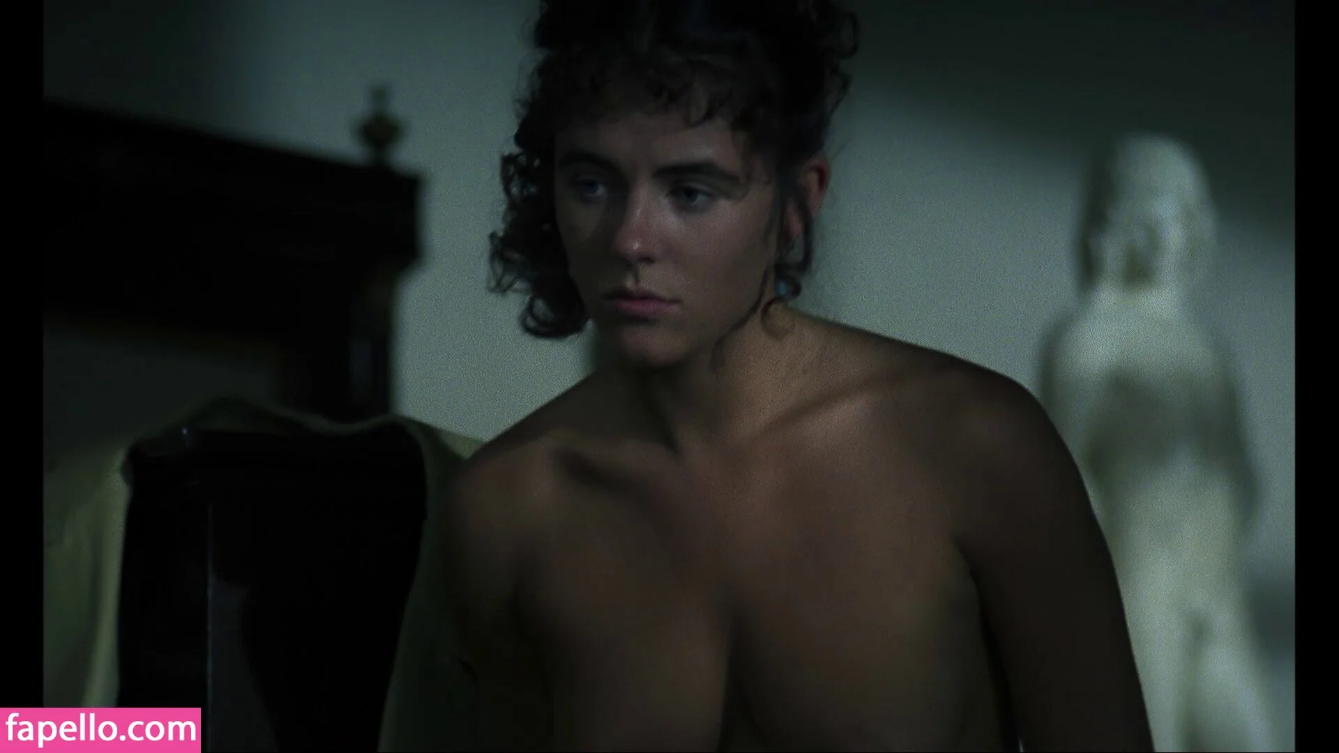 Elizabeth Hurley Onlyfans Photo Gallery 