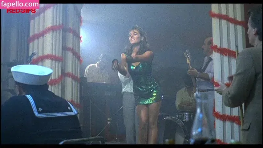 Elizabeth Hurley Onlyfans Photo Gallery 