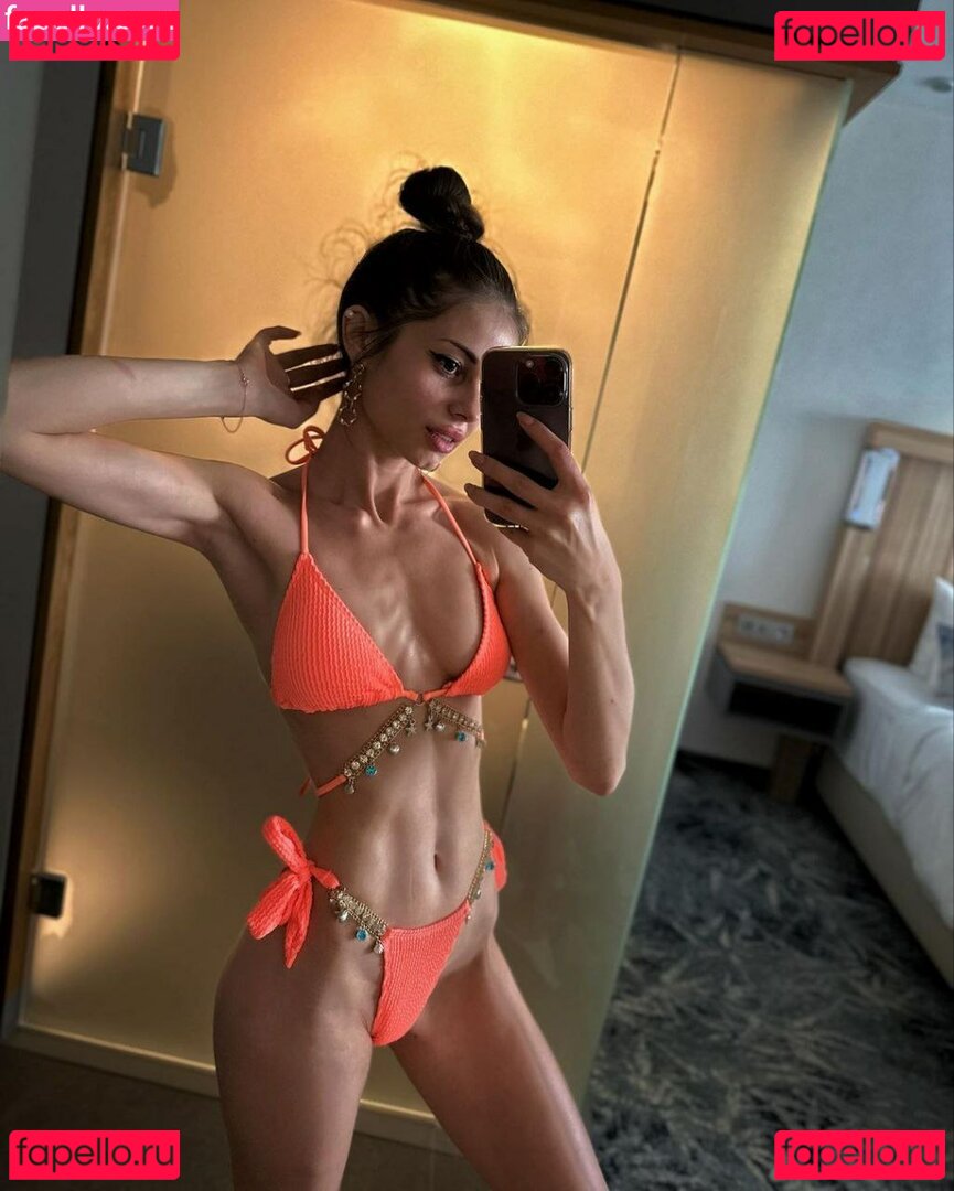 julia_color Nude Onlyfans Photo 35