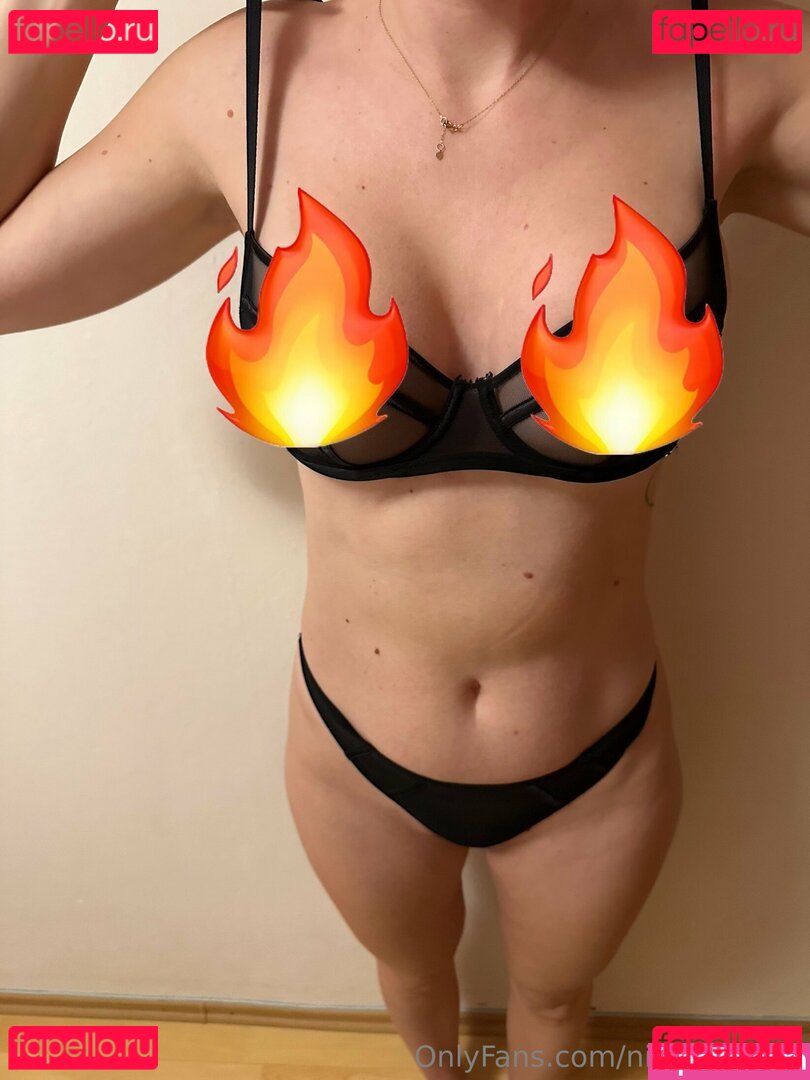 ninaluvsfeet Nude Onlyfans Photo 23