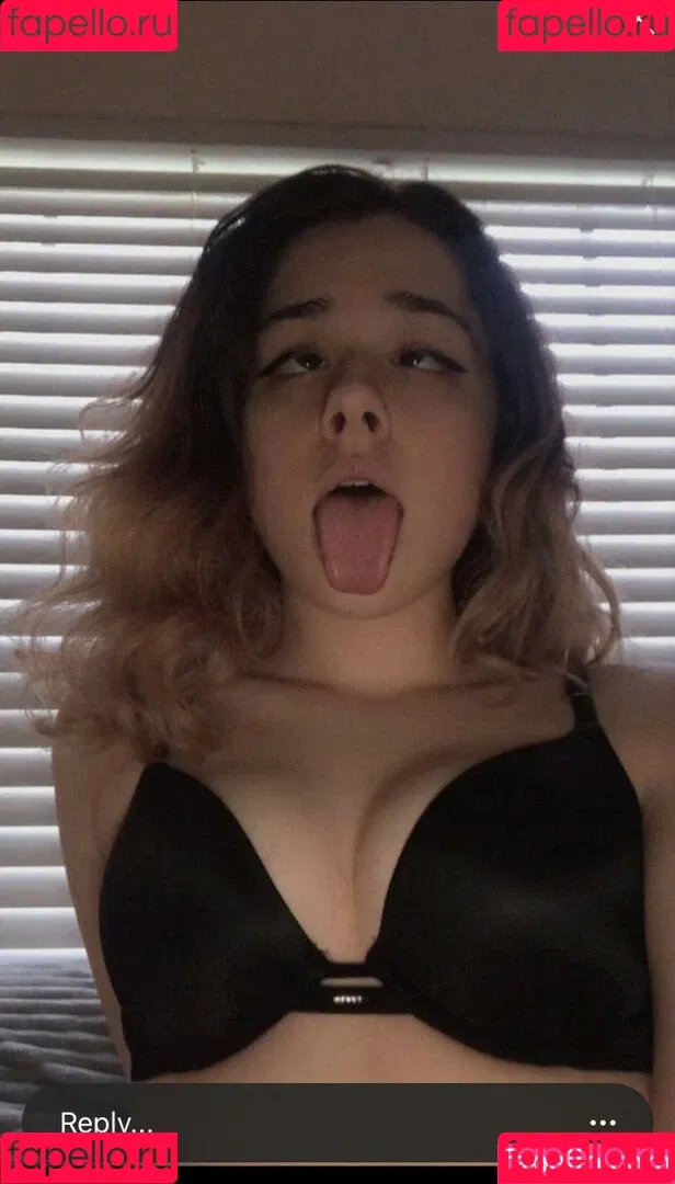 Elizaxleee Onlyfans Photo Gallery 