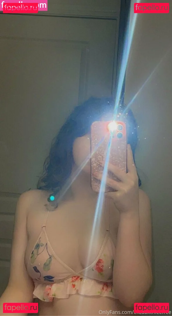 Elizaxleee Onlyfans Photo Gallery 