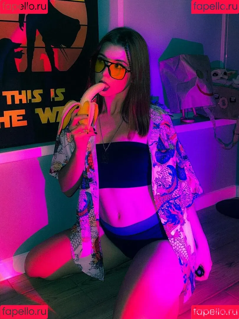 shulyyyyyy Onlyfans Photo Gallery 