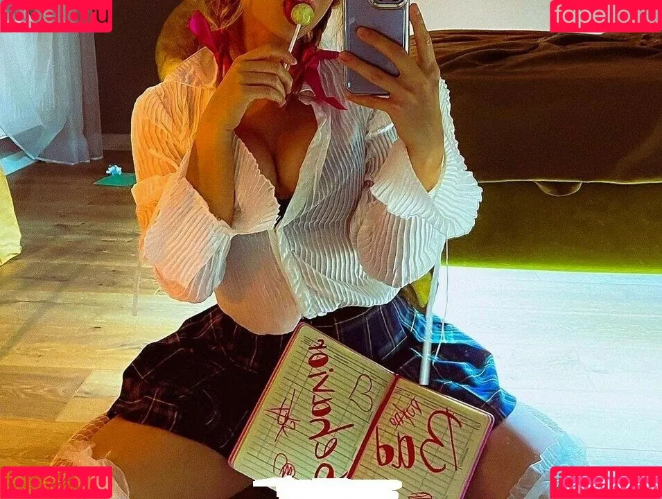 shulyyyyyy Onlyfans Photo Gallery 