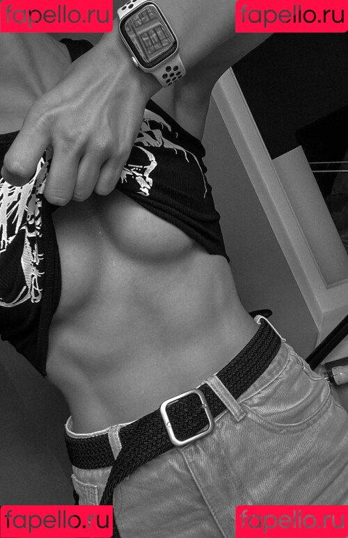 shulyyyyyy Onlyfans Photo Gallery 