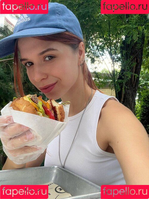 shulyyyyyy Onlyfans Photo Gallery 