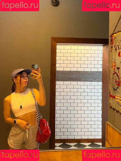 shulyyyyyy Onlyfans Photo Gallery 