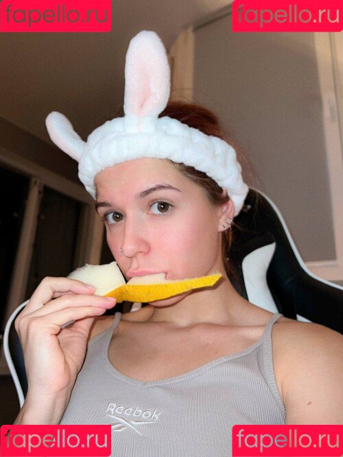 shulyyyyyy Onlyfans Photo Gallery 