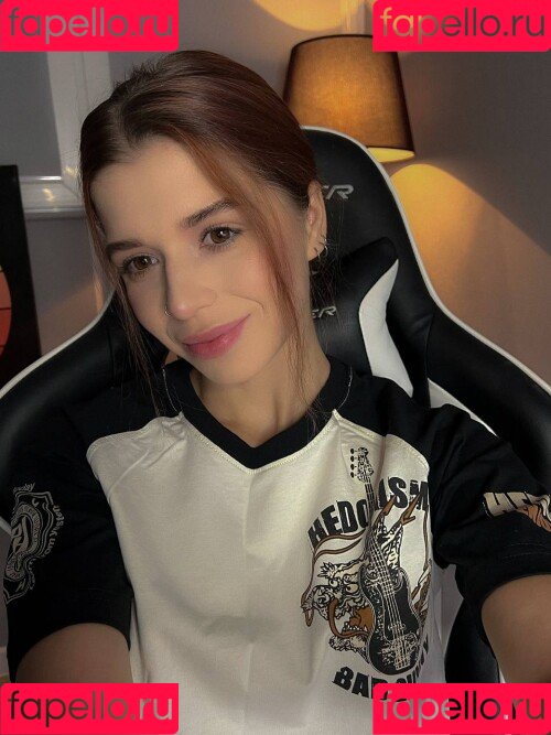 shulyyyyyy Onlyfans Photo Gallery 