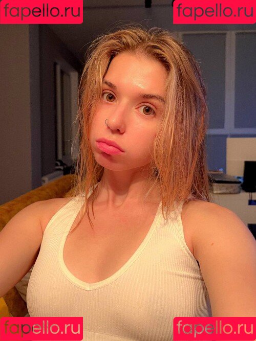 shulyyyyyy Onlyfans Photo Gallery 