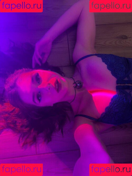 shulyyyyyy Onlyfans Photo Gallery 