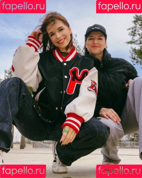 shulyyyyyy Onlyfans Photo Gallery 