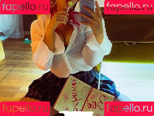 shulyyyyyy Onlyfans Photo Gallery 