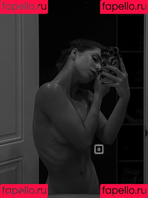 shulyyyyyy Onlyfans Photo Gallery 