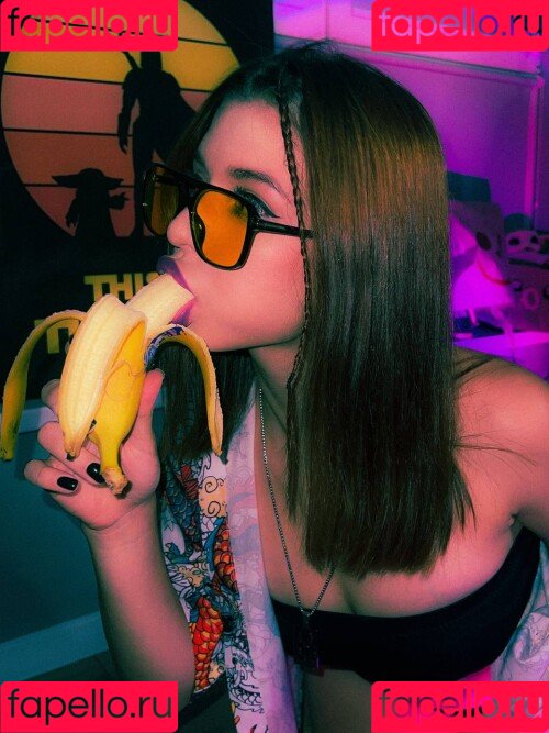 shulyyyyyy Onlyfans Photo Gallery 