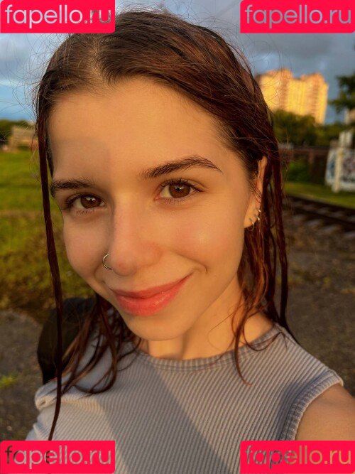 shulyyyyyy Onlyfans Photo Gallery 