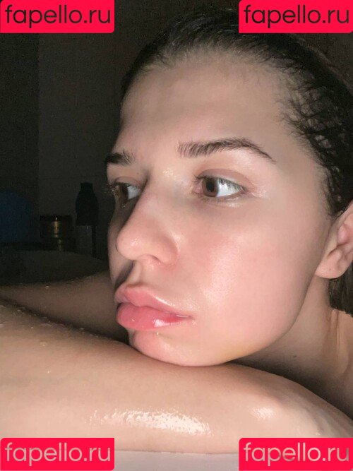 shulyyyyyy Onlyfans Photo Gallery 