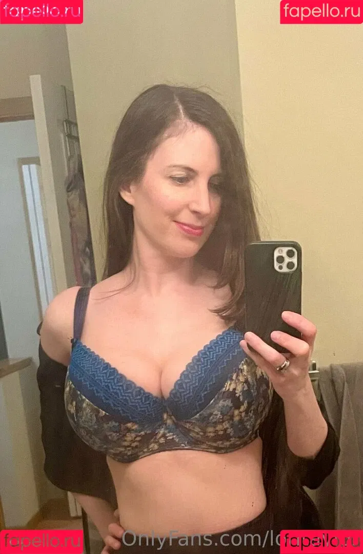 loritaylor Onlyfans Photo Gallery 