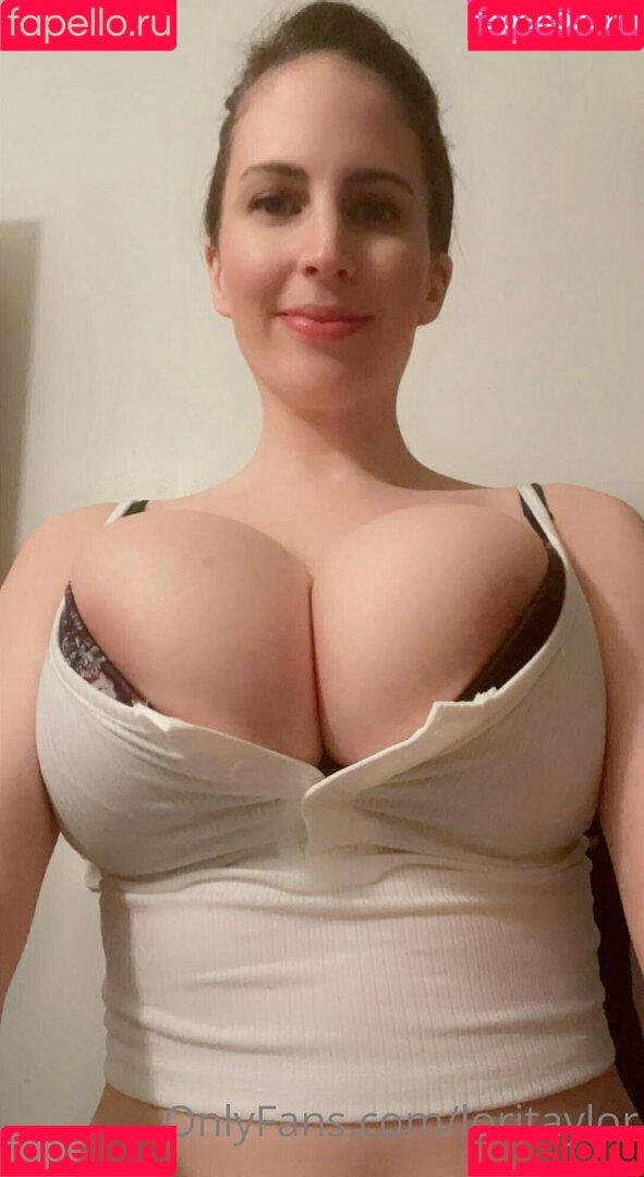 loritaylor Onlyfans Photo Gallery 