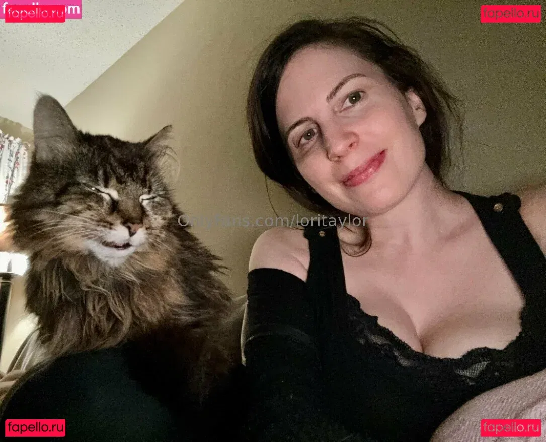 loritaylor Onlyfans Photo Gallery 