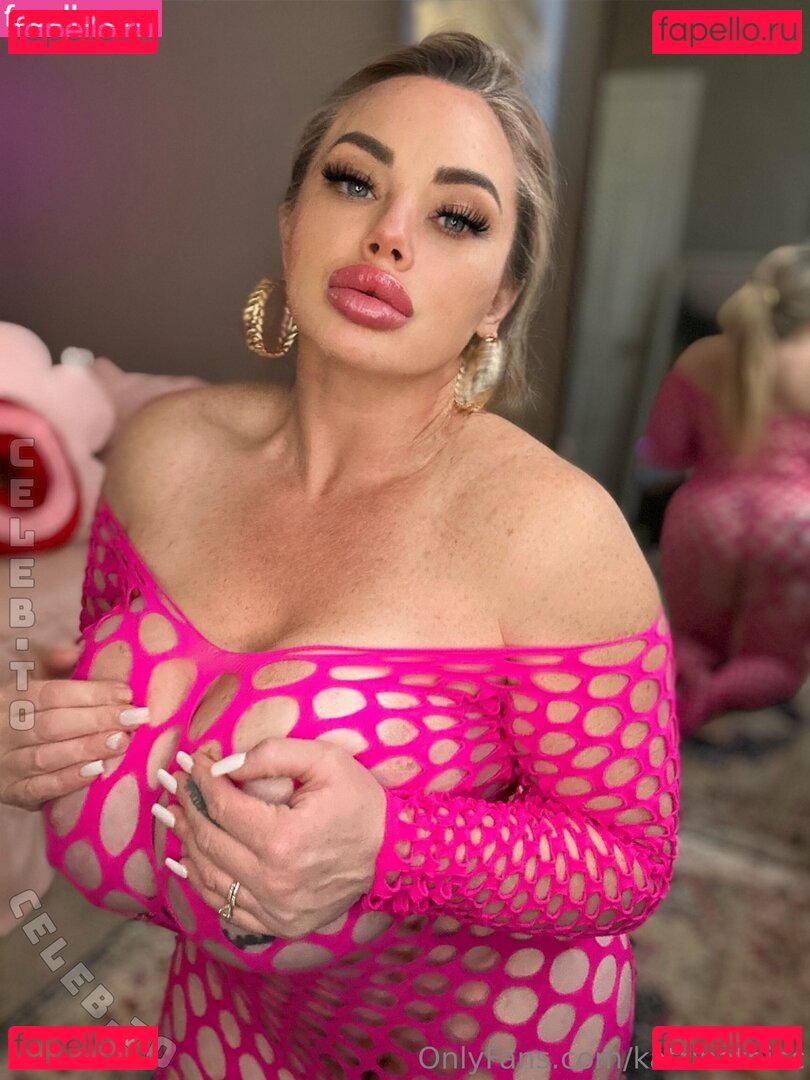 Katrina Thicc Nude Onlyfans Photo 17
