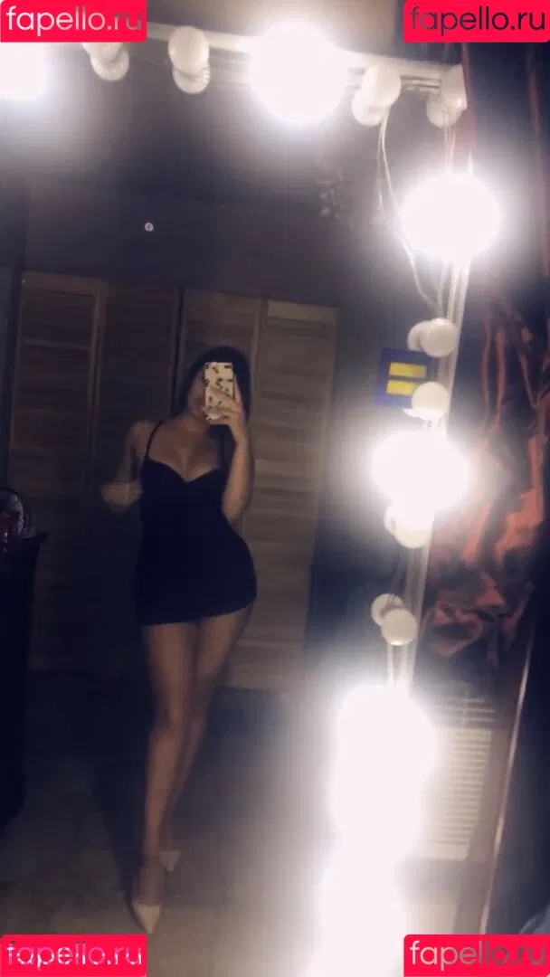 Latina California Girl Onlyfans Photo Gallery 