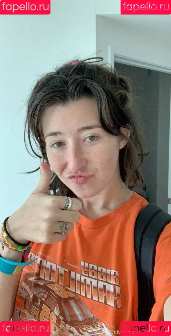 Anne Frank Onlyfans Photo Gallery 