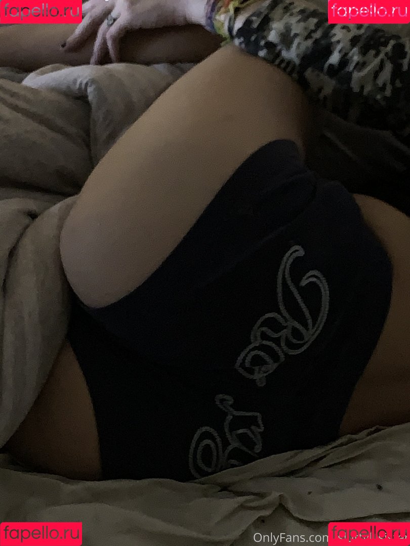 Anne Frank Onlyfans Photo Gallery 