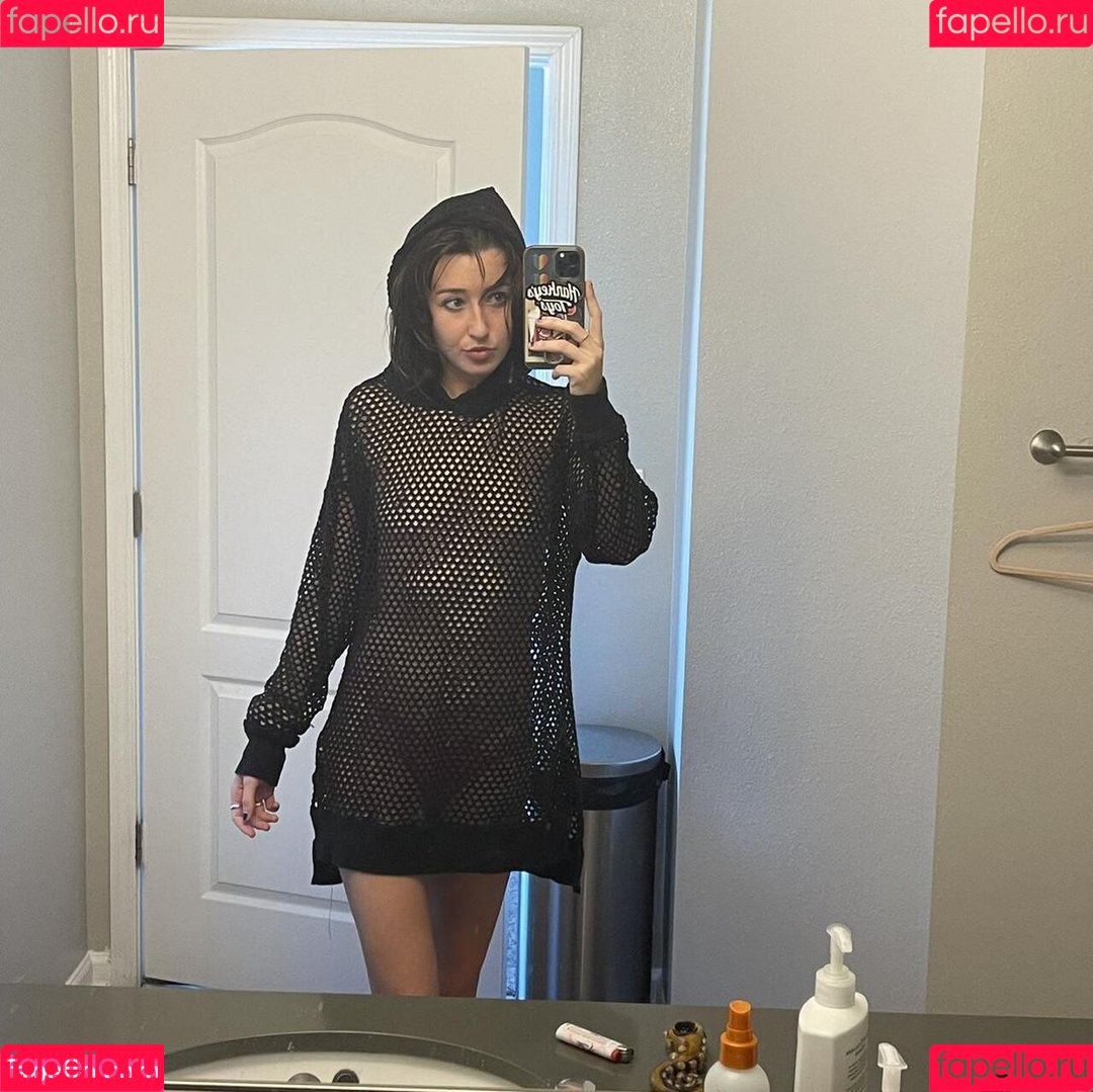 Anne Frank Onlyfans Photo Gallery 