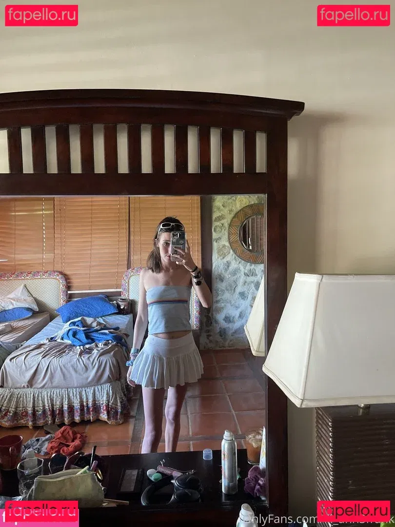 Anne Frank Onlyfans Photo Gallery 