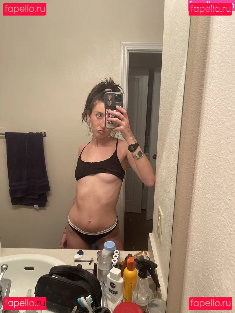 Anne Frank Onlyfans Photo Gallery 