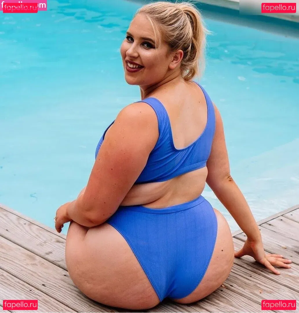 sophieeturner Onlyfans Photo Gallery 