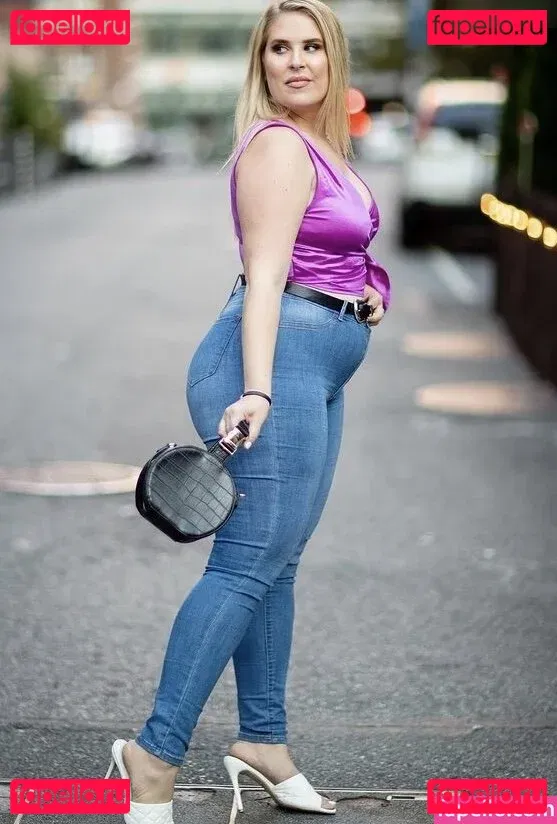 sophieeturner Onlyfans Photo Gallery 