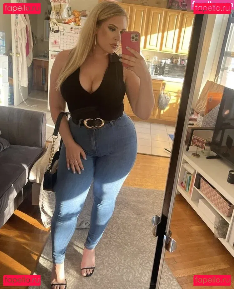 sophieeturner Onlyfans Photo Gallery 