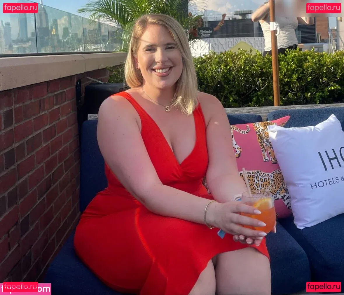 sophieeturner Onlyfans Photo Gallery 