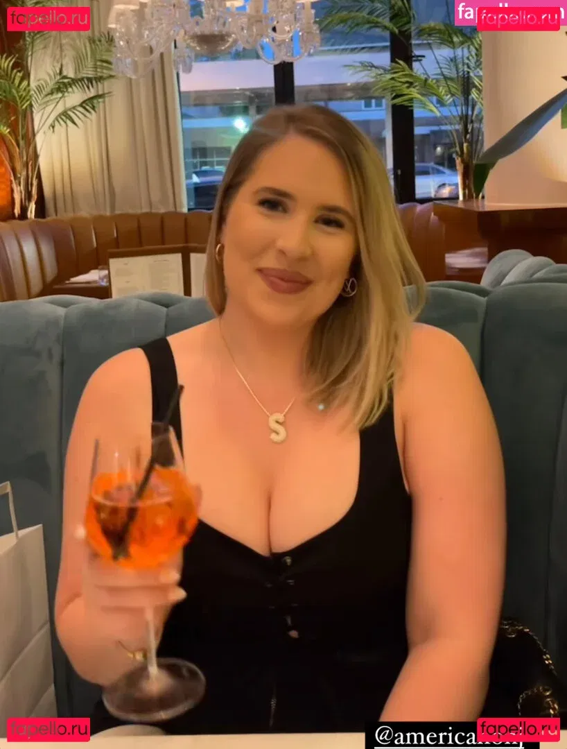 sophieeturner Onlyfans Photo Gallery 