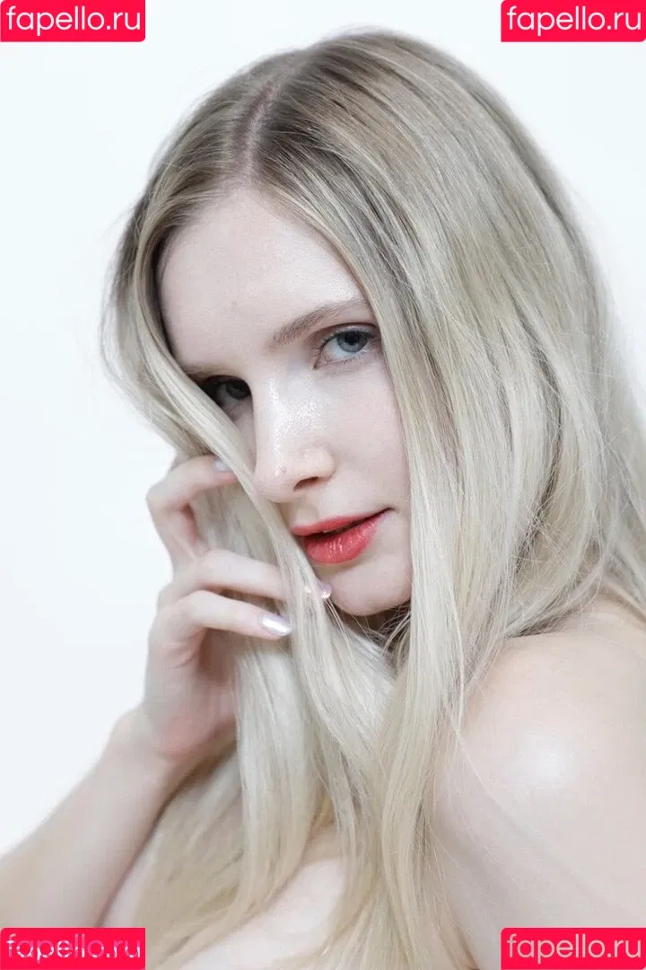 Lily Hart Onlyfans Photo Gallery 